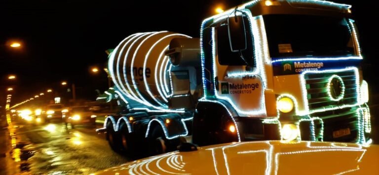 Caminhão Iluminado da Metalenge estará em Turvo na noite de domingo (18)
