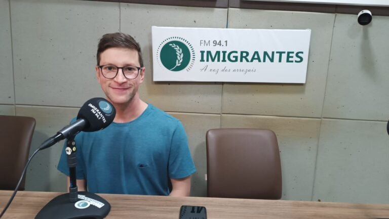 João Bittencourt aborda sobre ioga no Vozes do Município