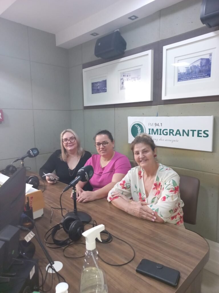 Prefeitura de Turvo promove reunião para fortalecer apoio a pais de autistas na criação de associação